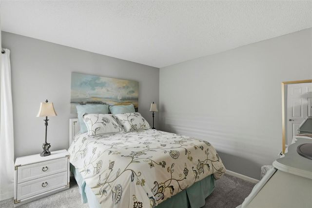 6372 PALMA DEL MAR BOULEVARD S 207, St Petersburg, FL 33715
