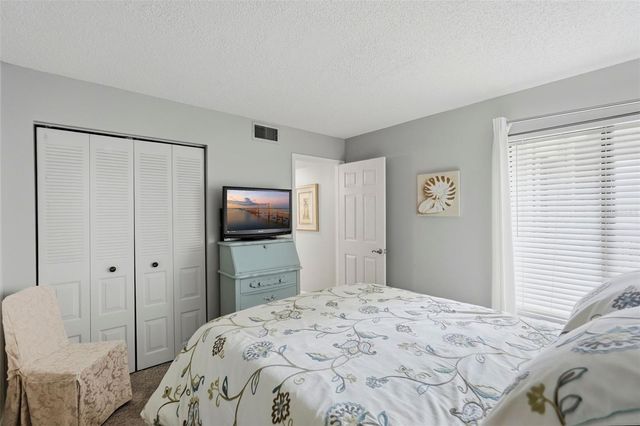 6372 PALMA DEL MAR BOULEVARD S 207, St Petersburg, FL 33715