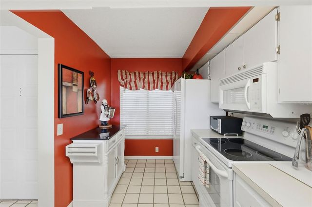 6372 PALMA DEL MAR BOULEVARD S 207, St Petersburg, FL 33715
