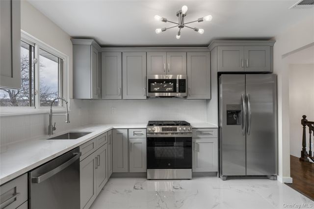 17 Wedgewood Drive, Goshen, NY 10924