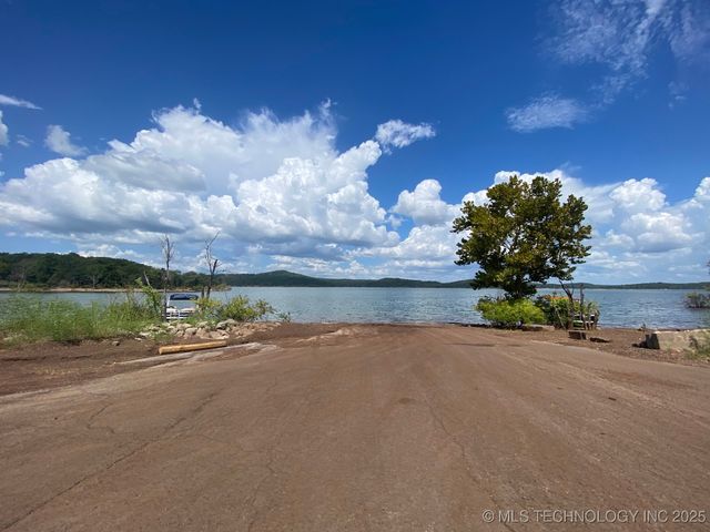 20472 S Chicken Creek Road, Cookson, OK 74427