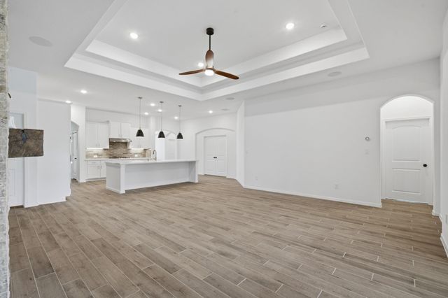 224 Peninsula Point Drive, Montgomery, TX 77356