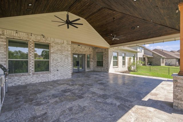 224 Peninsula Point Drive, Montgomery, TX 77356