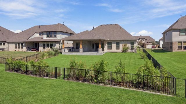 224 Peninsula Point Drive, Montgomery, TX 77356