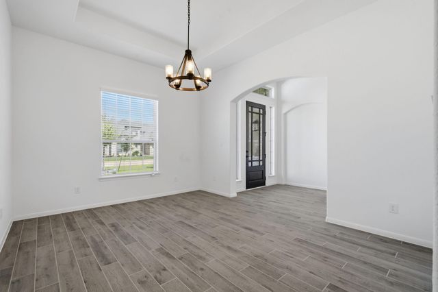 224 Peninsula Point Drive, Montgomery, TX 77356