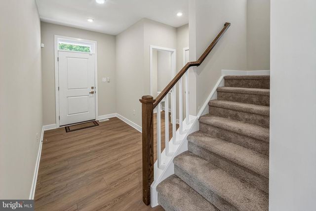 217 CORNWALL DR, Swedesboro, NJ 08085