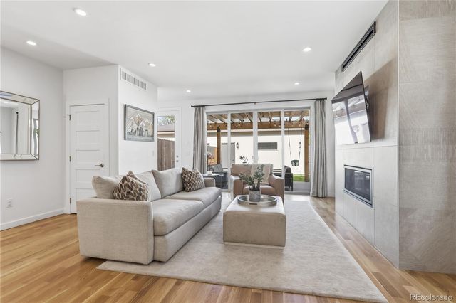 2575 S Acoma Street, Denver, CO 80223