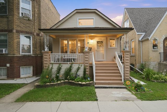 4746 N Karlov Avenue, Chicago, IL 60630