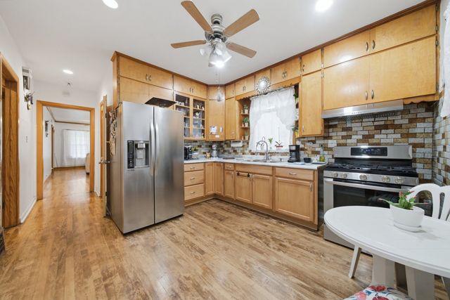 4746 N Karlov Avenue, Chicago, IL 60630