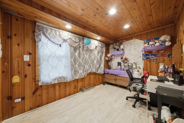 4746 N Karlov Avenue, Chicago, IL 60630