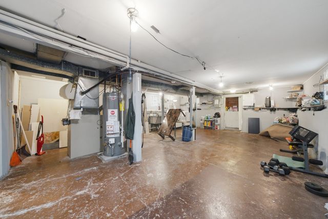 4746 N Karlov Avenue, Chicago, IL 60630