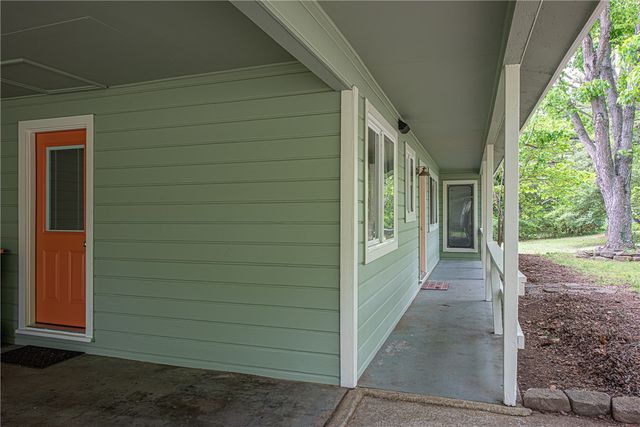 63 Dogwood Street, West Fork, AR 72774