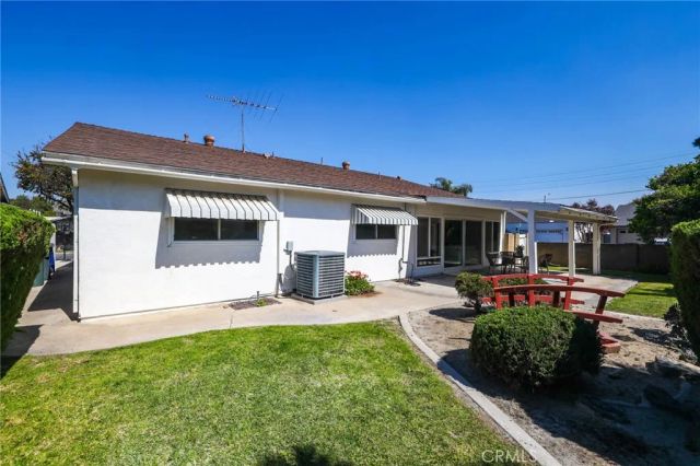 10371 Humbolt Street, Los Alamitos, CA 90720