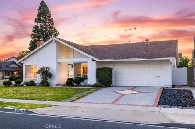 10371 Humbolt Street, Los Alamitos, CA 90720