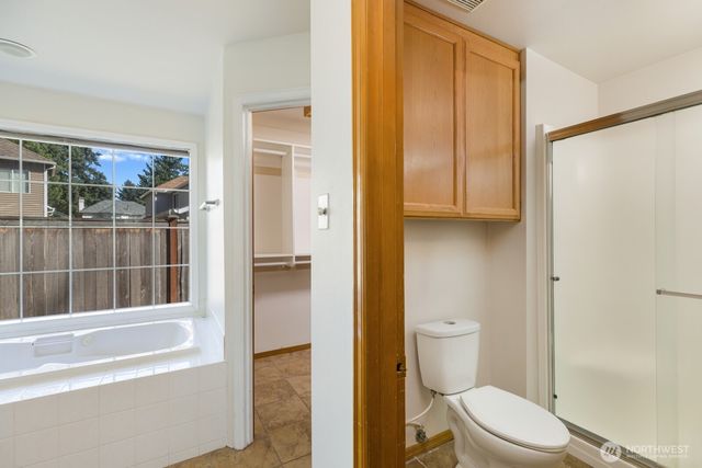 9401 167 Street Ct E, Puyallup, WA 98375