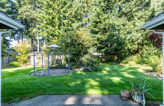 9401 167 Street Ct E, Puyallup, WA 98375