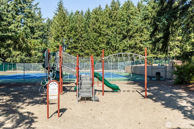 9401 167 Street Ct E, Puyallup, WA 98375