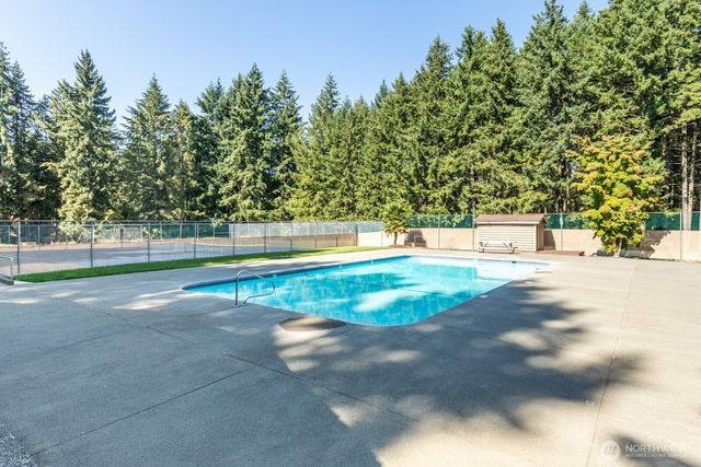 9401 167 Street Ct E, Puyallup, WA 98375