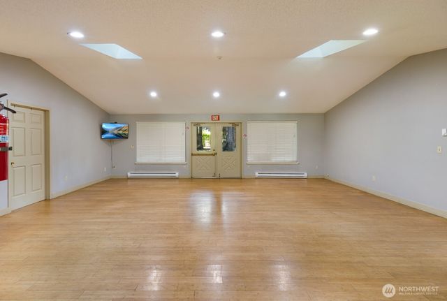 9401 167 Street Ct E, Puyallup, WA 98375