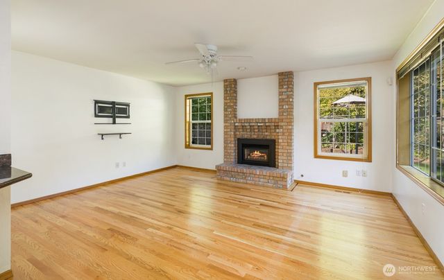9401 167 Street Ct E, Puyallup, WA 98375
