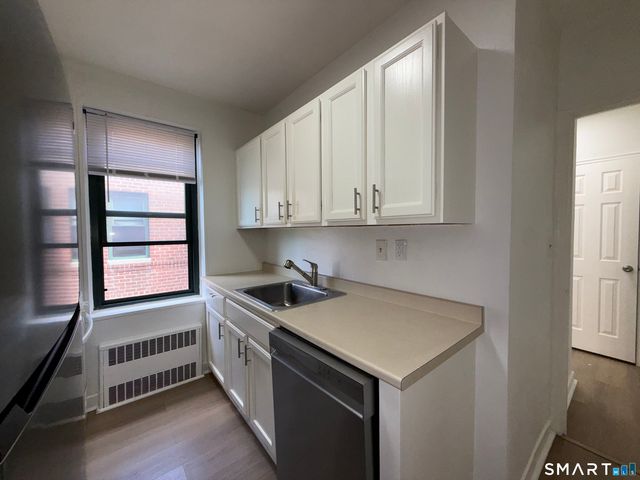 28 Strawberry Hill Avenue 112-1E, Stamford, CT 06905