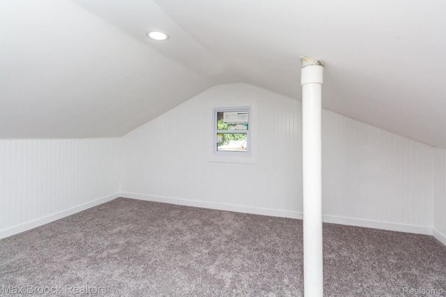 4120 Lotus Drive, Waterford Charter Township, MI 48329