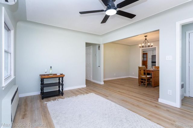 4120 Lotus Drive, Waterford Charter Township, MI 48329