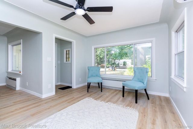 4120 Lotus Drive, Waterford Charter Township, MI 48329