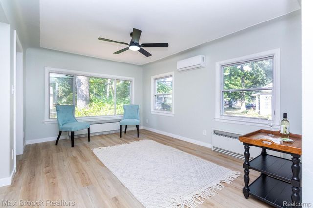 4120 Lotus Drive, Waterford Charter Township, MI 48329