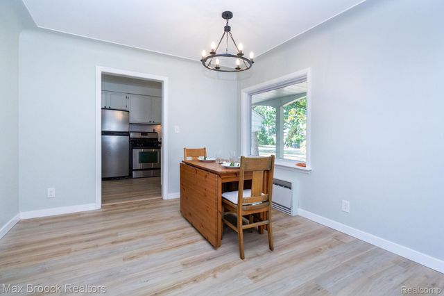 4120 Lotus Drive, Waterford Charter Township, MI 48329