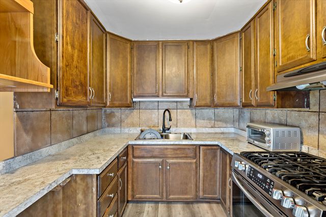 3513 Bordeaux Court, Hazel Crest, IL 60429