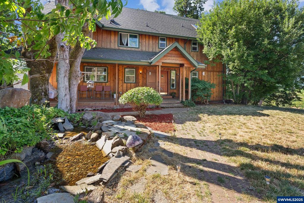 Image 2 of property listing at 5655 violet Dr, Sheridan, OR 97378