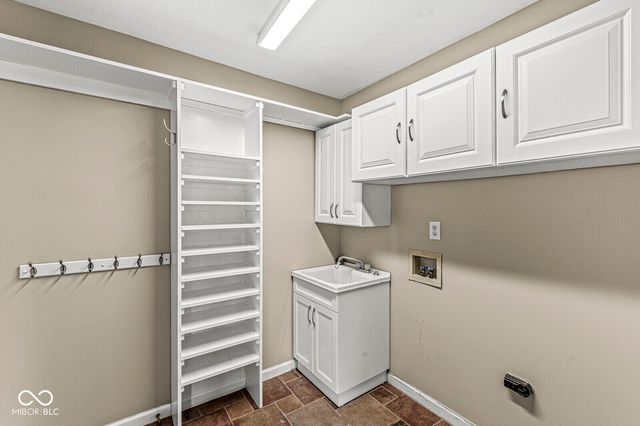 9899 Brightwater Drive, Fishers, IN 46038