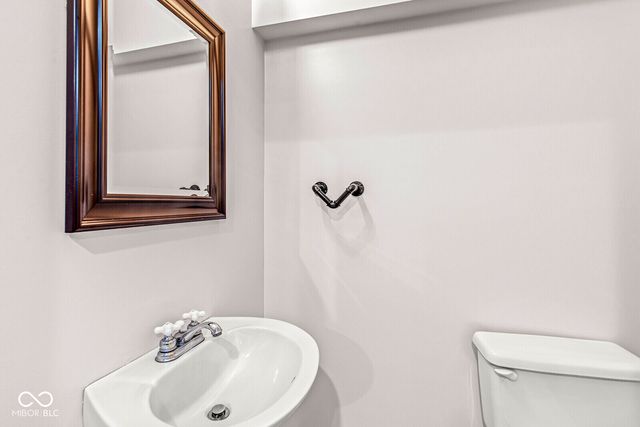 9899 Brightwater Drive, Fishers, IN 46038