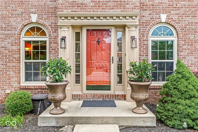 9899 Brightwater Drive, Fishers, IN 46038