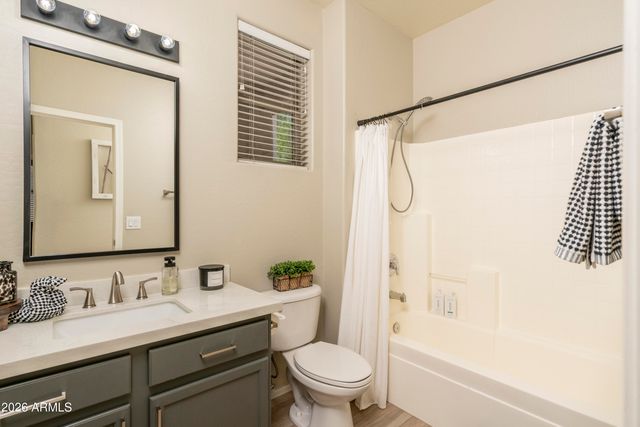 9013 W Villa Maria Drive, Peoria, AZ 85382