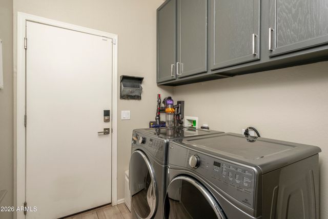 9013 W Villa Maria Drive, Peoria, AZ 85382