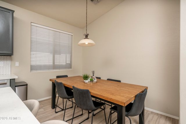 9013 W Villa Maria Drive, Peoria, AZ 85382