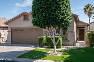 9013 W Villa Maria Drive, Peoria, AZ 85382
