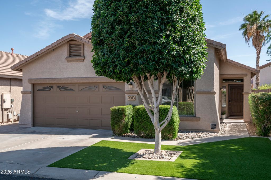 9013 W Villa Maria Drive, Peoria, AZ 85382