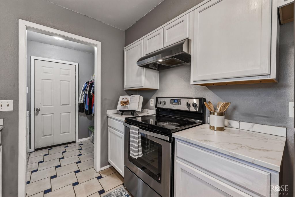 Image 11 of property listing at 1421 Millspaugh Street, San Angelo, TX 76901
