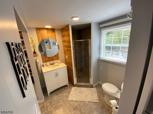 54 Northwood Dr, High Bridge Boro, NJ 08829