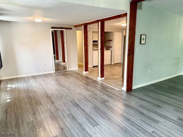 54 Northwood Dr, High Bridge Boro, NJ 08829