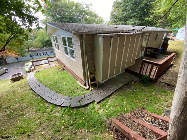 54 Northwood Dr, High Bridge Boro, NJ 08829