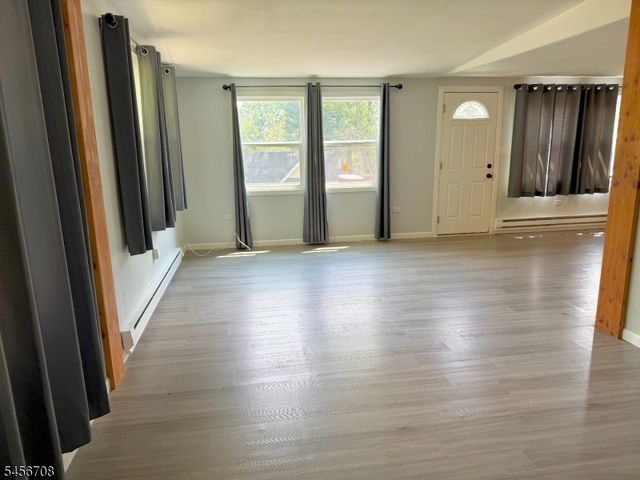 54 Northwood Dr, High Bridge Boro, NJ 08829