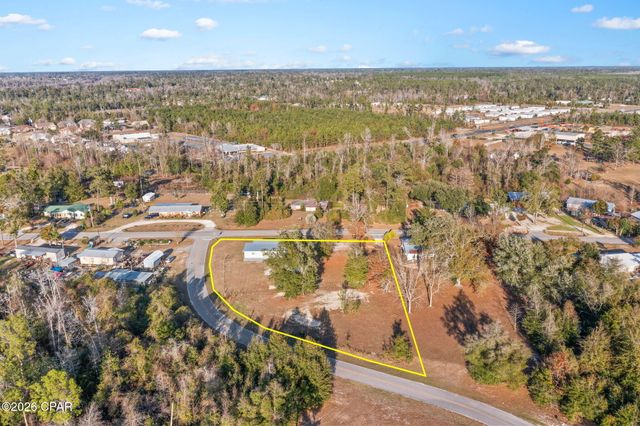 4895 Old Spanish Trail, Marianna, FL 32448