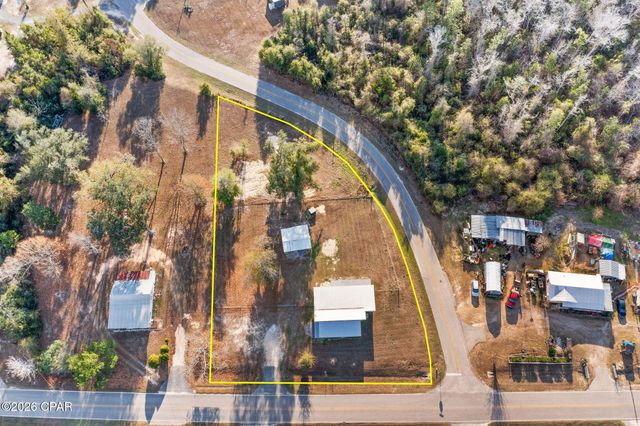 4895 Old Spanish Trail, Marianna, FL 32448