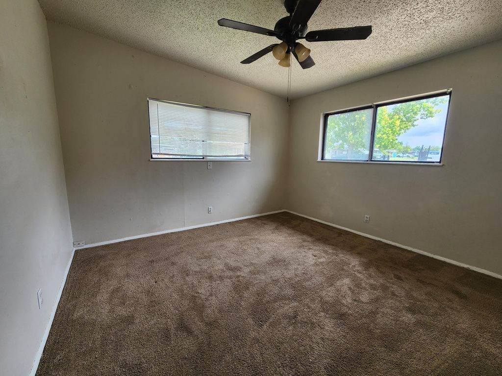 Image 6 of property listing at 2406 Stanton Street, San Angelo, TX 76901