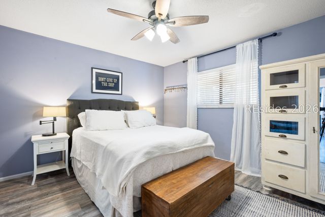 96 Mathews Dr Apt 164, Hilton Head Island, SC 29926