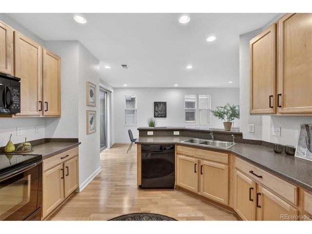 6377 S Xanadu Way, Englewood, CO 80111